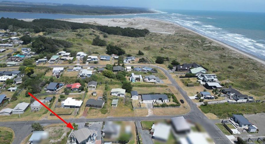  at 9 Trafalgar Street, Foxton Beach, Horowhenua, Manawatu / Whanganui