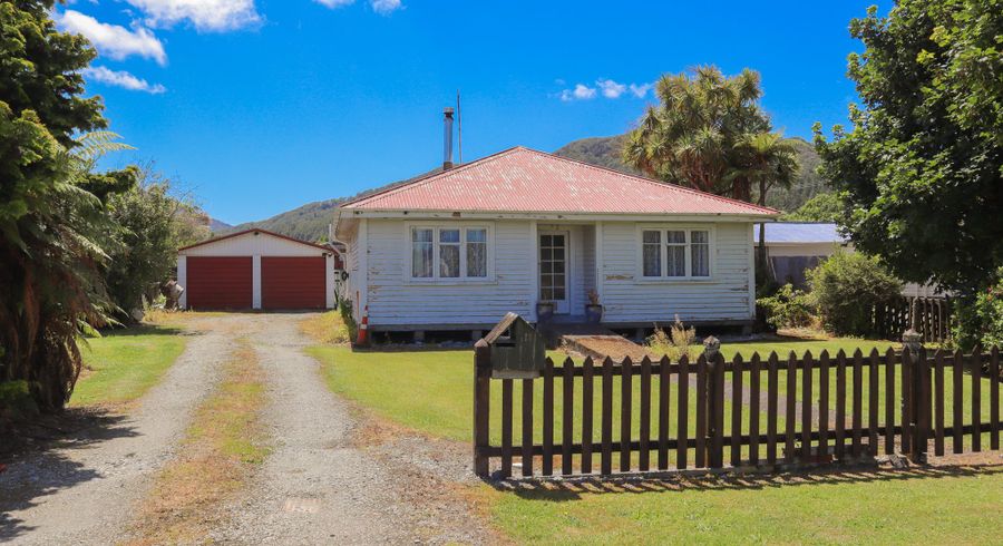  at 13 Ohau Street, Dobson, Greymouth