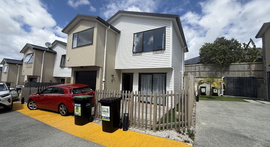  at 7/116 Colwill Road, Massey, Waitakere City, Auckland