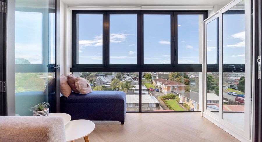  at 406/82 Jellicoe Road, Panmure, Auckland