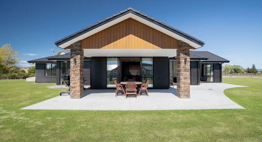  at 1 Riverside Way, Clevedon, Manukau City, Auckland