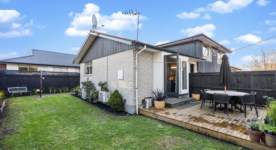  at 2/176 Riverlaw Terrace, Saint Martins, Christchurch