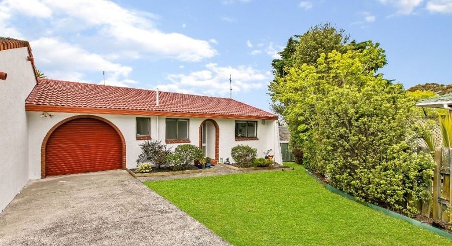  at 2/1544A Dominion Road Extension, Mount Roskill, Auckland City, Auckland