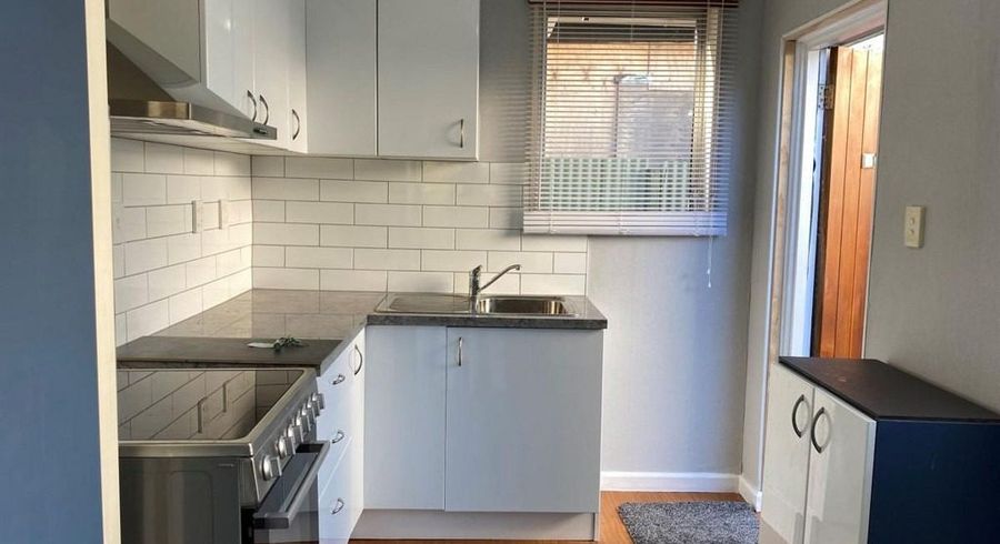  at 2/162 Chester Street East, City Centre, Christchurch City, Canterbury