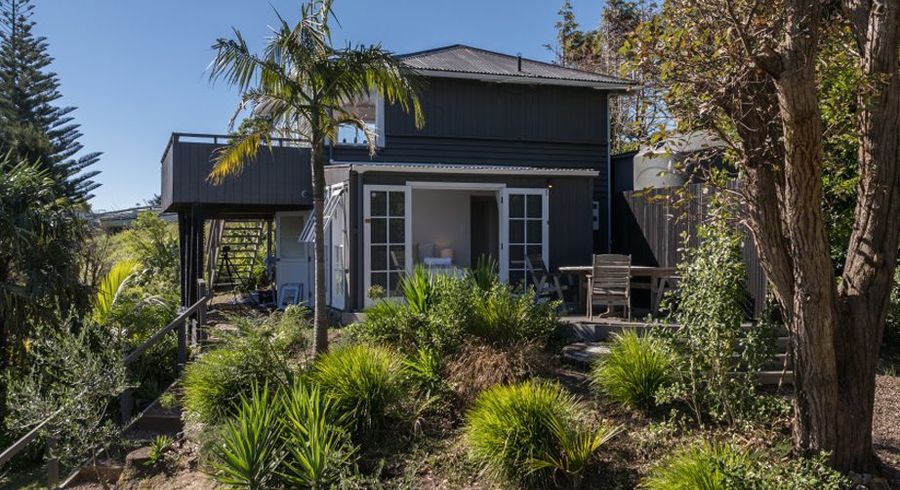  at 1 Gulf Place, Palm Beach, Waiheke Island, Auckland