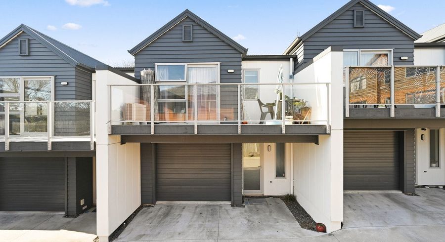  at 2/5 Teddy Street, Whitiora, Hamilton, Waikato