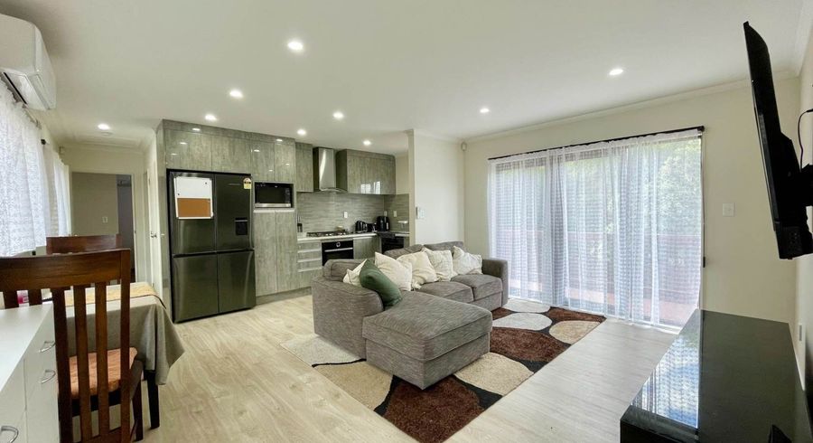  at 9 Navan Place, Dannemora, Auckland