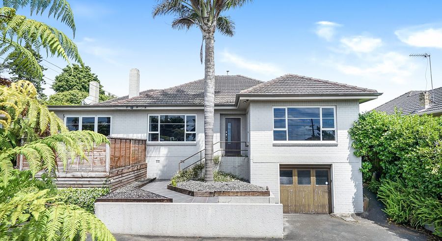  at 316 Cobham Drive, Hillcrest, Hamilton