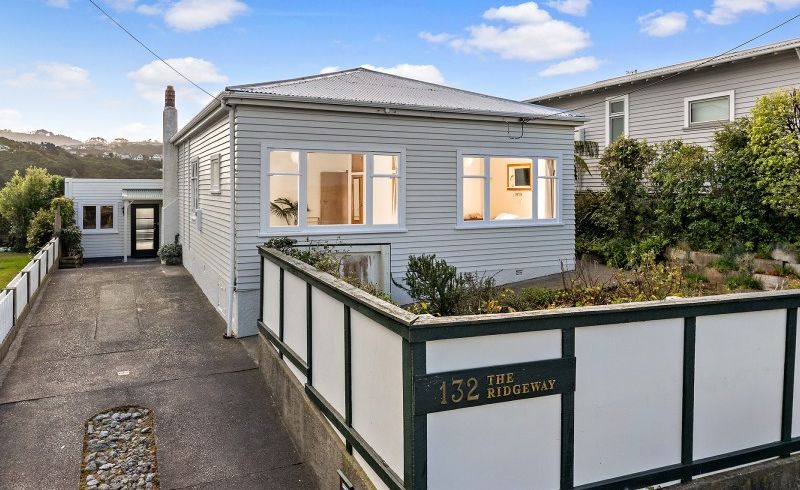  at 132 The Ridgeway, Mornington, Wellington