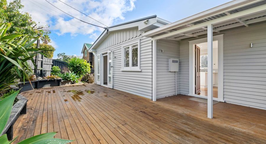  at 7A Cedar Terrace, Stanmore Bay, Whangaparaoa