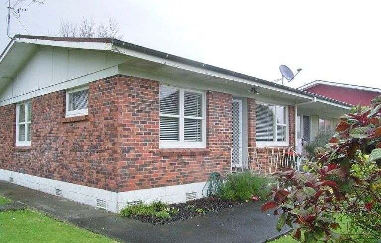  at 4/223 Pt Chevalier Road, Point Chevalier, Auckland City, Auckland