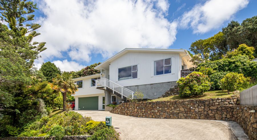 at 14 Chisbury Lane, Churton Park, Wellington