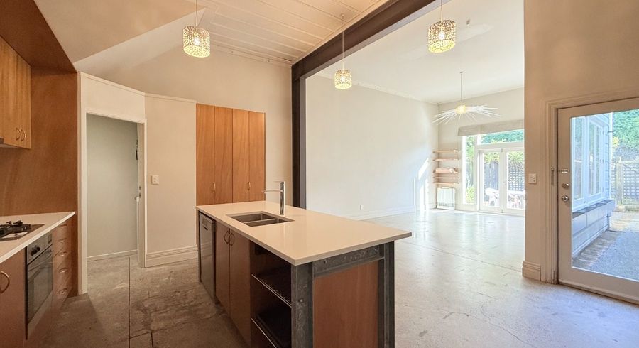  at 256B Riddiford St, Newtown, Wellington, Wellington