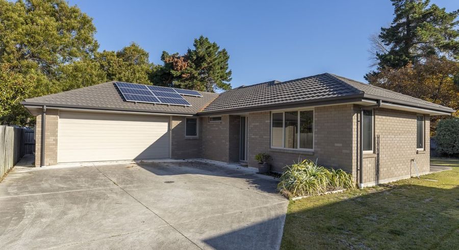  at 4 Tobins Lane, Burwood, Christchurch