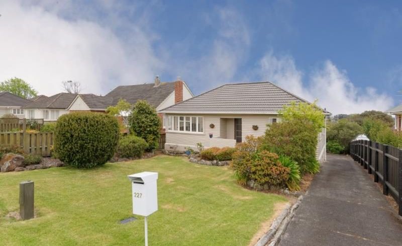  at 227 Hillsborough Road, Hillsborough, Auckland City, Auckland
