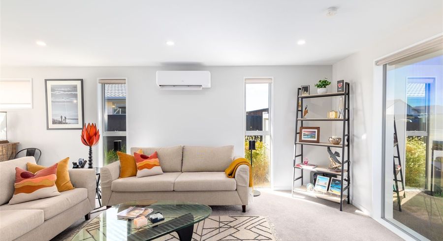  at 25 Kingsbridge West, Burwood, Christchurch