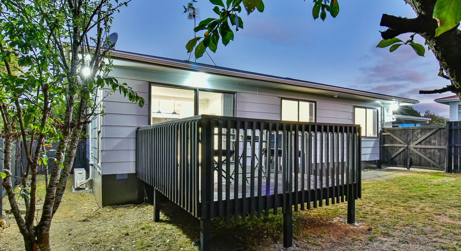  at 3/106 Shifnal Drive, Randwick Park, Auckland