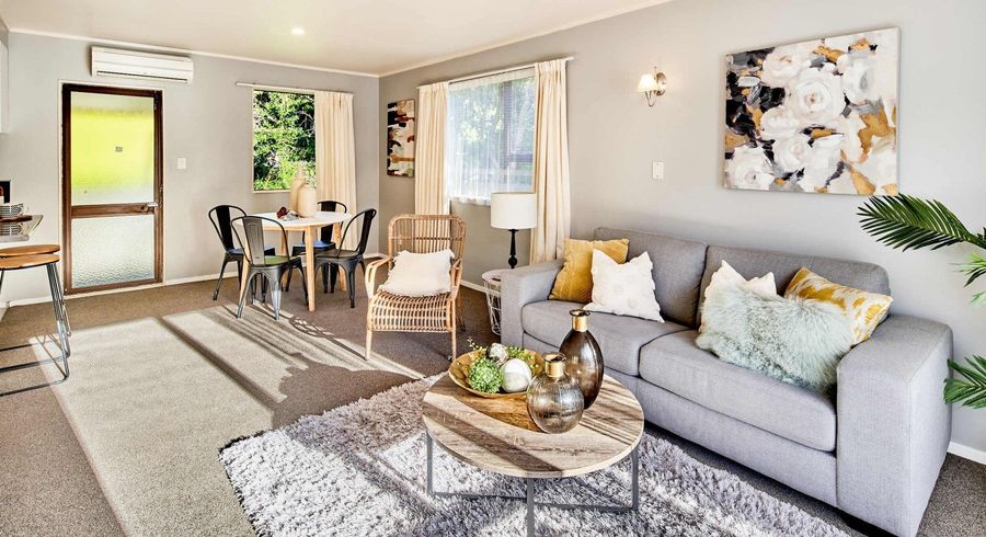  at 72B Newlands Road, Newlands, Wellington