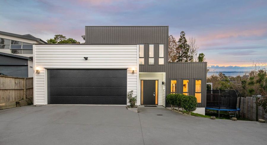  at 16B Capricorn Place, Browns Bay, North Shore City, Auckland