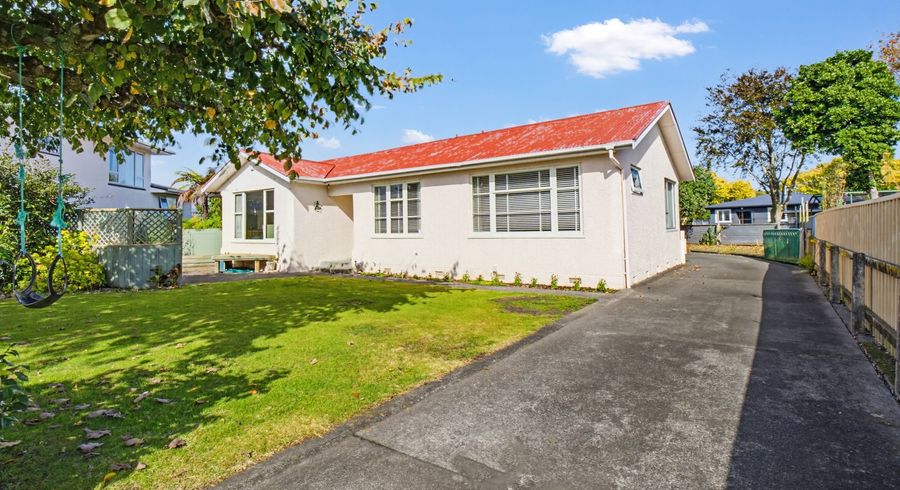  at 36 Gloucester Street, Takaro, Palmerston North, Manawatu / Whanganui