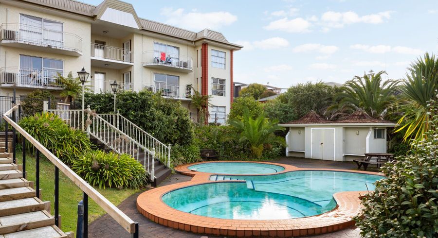  at 12/10 Hunter Street, Hamilton Lake, Hamilton, Waikato