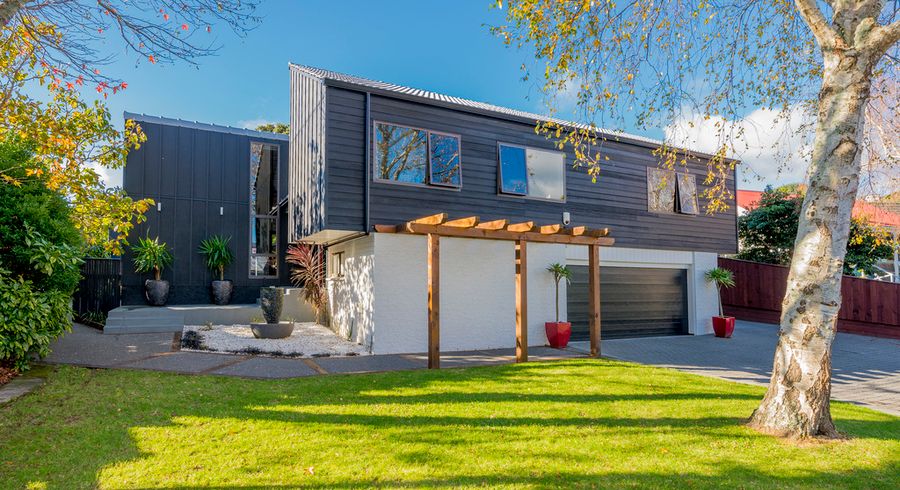 at 7 Kew Grove, Raumati Beach, Paraparaumu