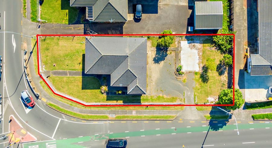  at 1 Reagan Road, Manukau, Auckland