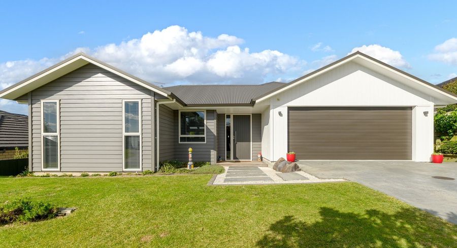  at 32 Fairfax Crescent, Pyes Pa, Tauranga, Bay Of Plenty