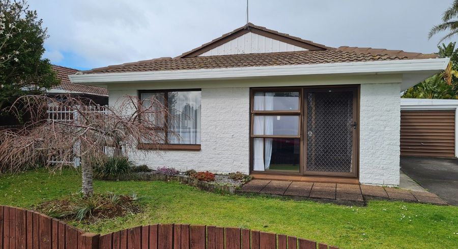  at 2A Roys Road, Weymouth, Auckland