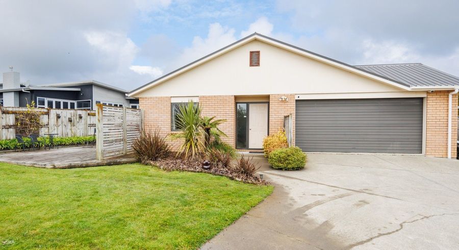  at 23 Woodgate Court, Fitzherbert, Palmerston North, Manawatu / Whanganui