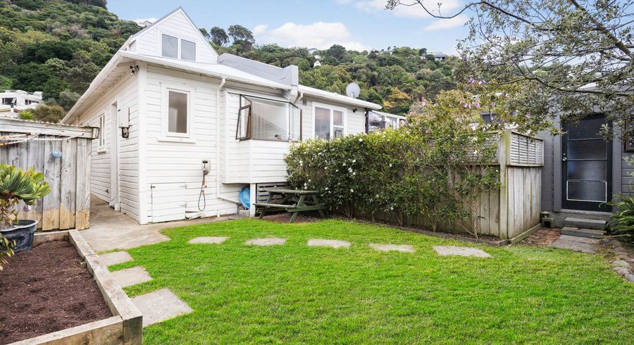  at 183A Sutherland Road, Lyall Bay, Wellington