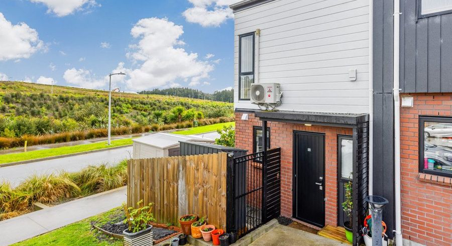  at 56 Picturesque Drive, Flat Bush, Manukau City, Auckland