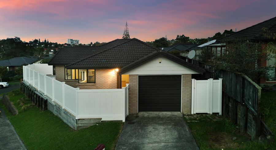  at 7 Anna Lane, Glen Eden, Waitakere City, Auckland