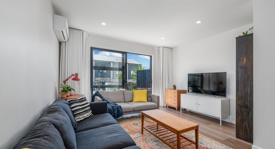  at 4 Jabuka Street, Glen Eden, Waitakere City, Auckland