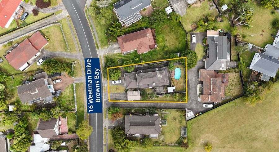  at 16 Weetman Drive, Browns Bay, North Shore City, Auckland