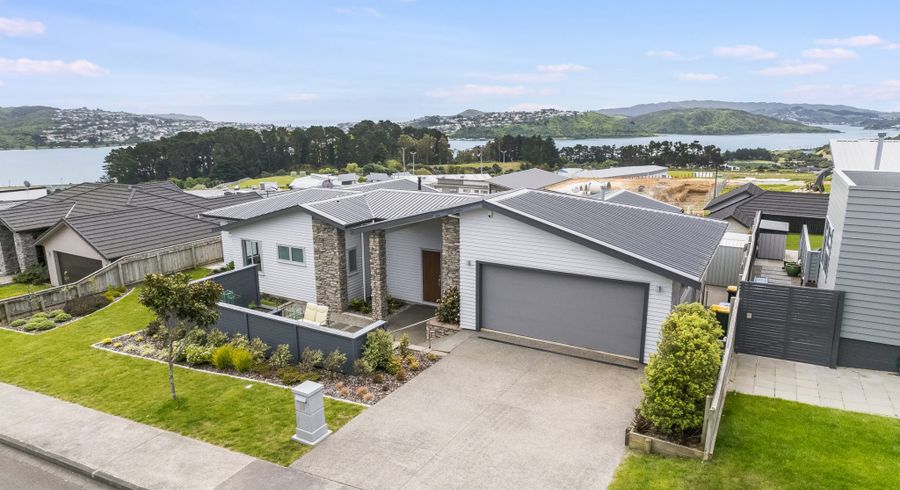  at 10 Wangapeka Way, Aotea, Porirua