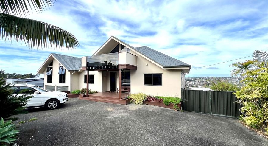  at 97 Lonely Track Road, Fairview Heights, Auckland