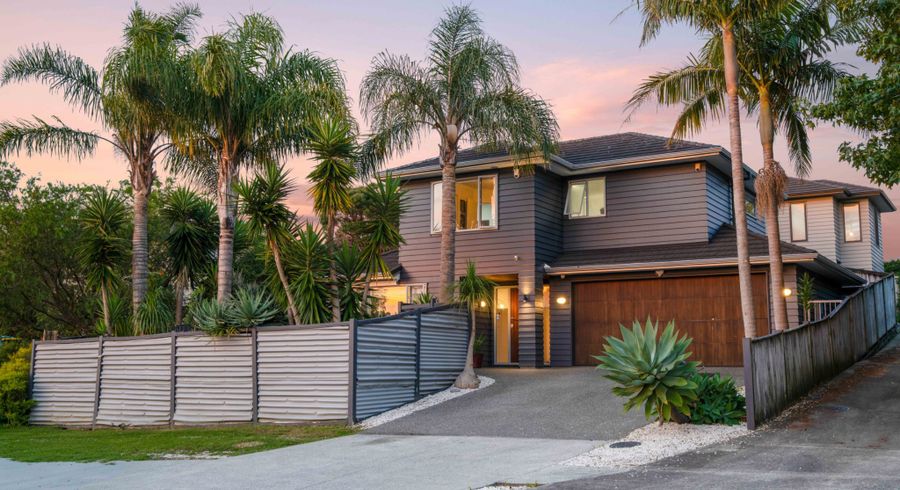  at 12 Cairngorm Place, Highland Park, Manukau City, Auckland