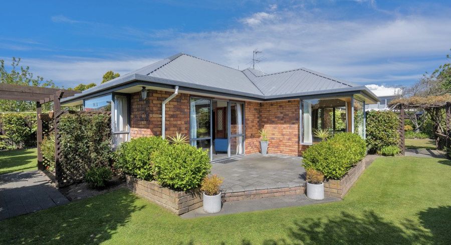  at 10 Arden Place, Parklands, Christchurch