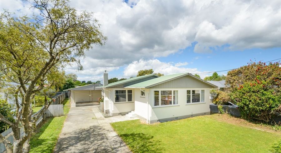  at 27 Duff Crescent, Highbury, Palmerston North