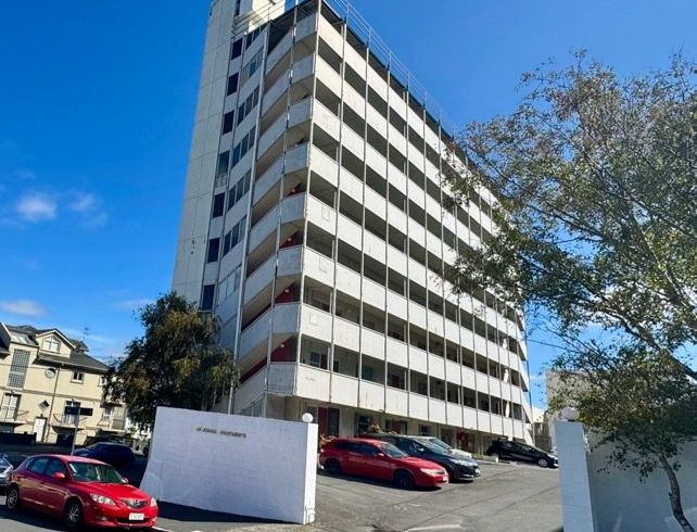  at 402/131 Brougham St, Mount Victoria, Wellington, Wellington