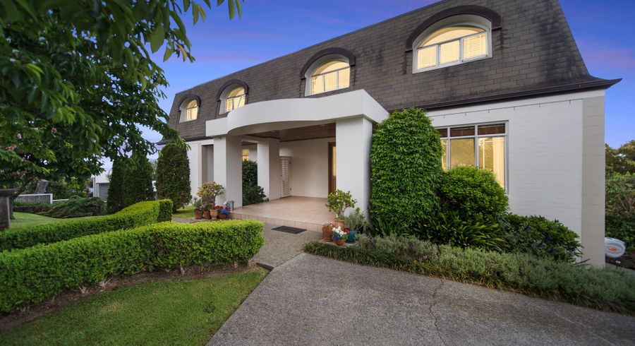  at 19 Evelyn Road, Cockle Bay, Auckland