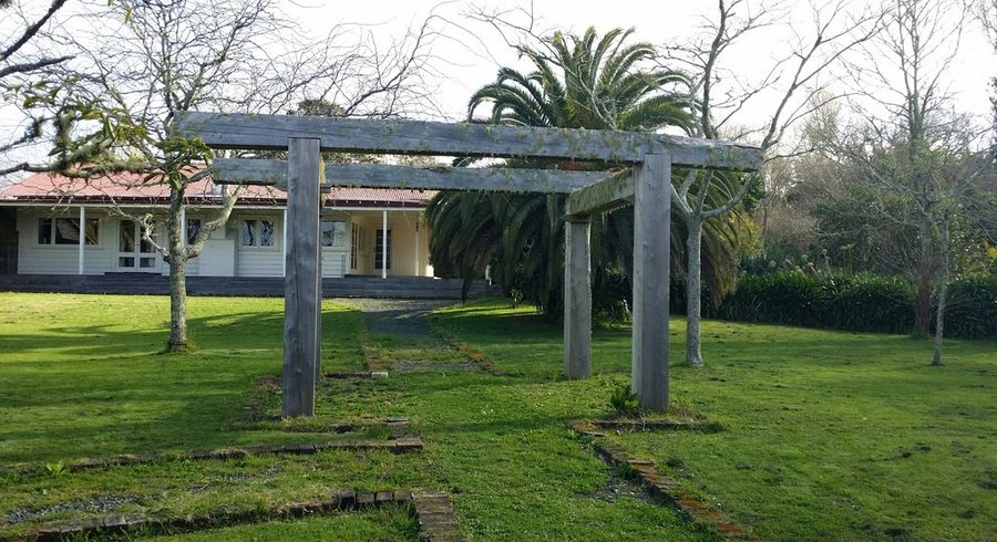  at 679 Whitford Road, Howick
