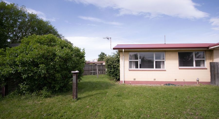  at 2/7C Buchanans Road, Sockburn, Christchurch City, Canterbury