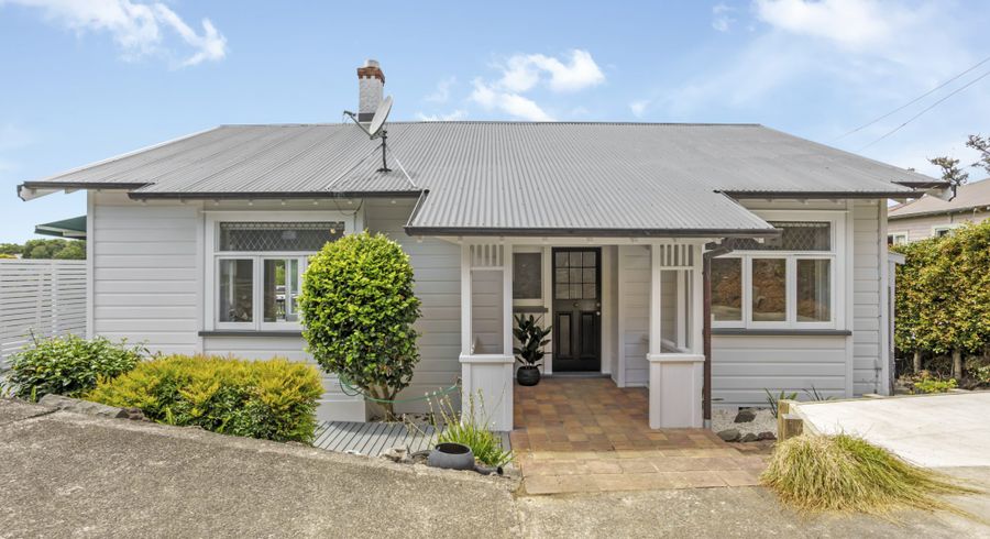  at 105 Bell Road, Remuera, Auckland