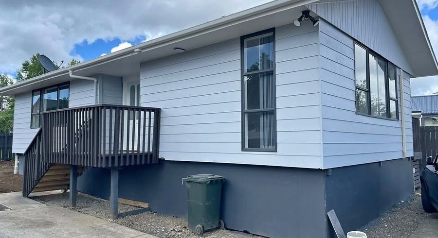  at 2/35A Somerset Road, Mount Roskill, Auckland City, Auckland