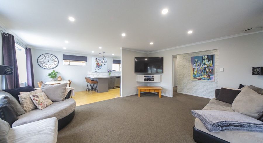  at 8 Bryce Place, Kelvin Grove, Palmerston North