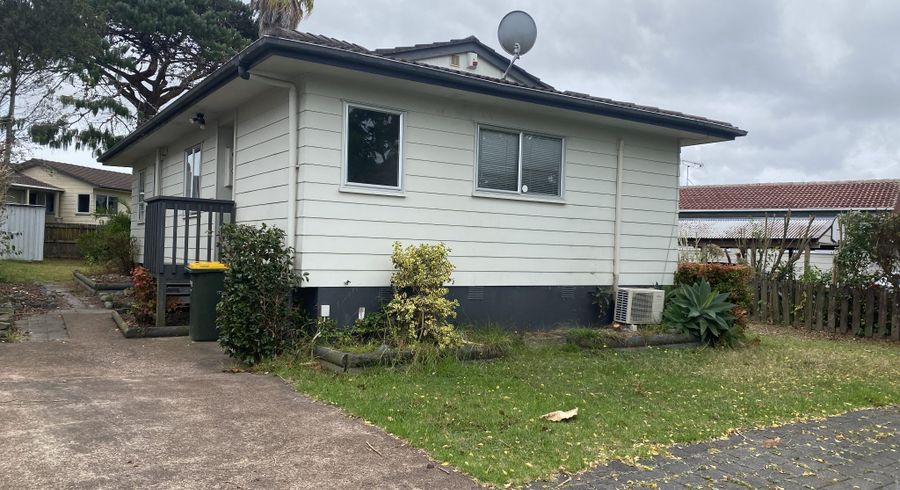  at 82 Moire Road, Massey, Auckland