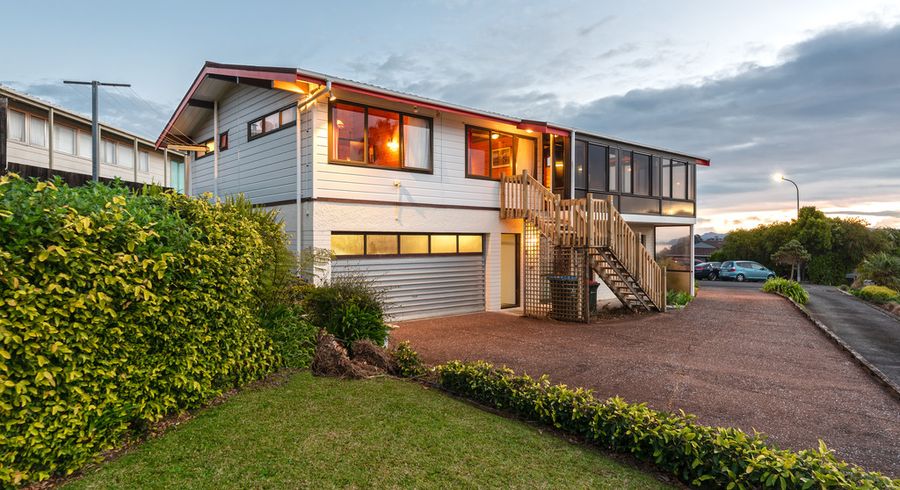  at 5 George Laurenson Lane, Mount Roskill, Auckland