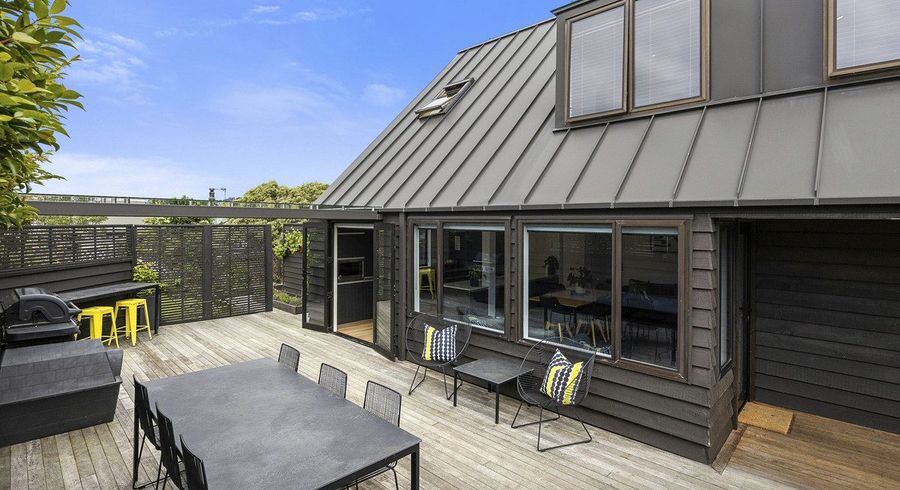  at 18 Estuary Crescent, Fairfield, Dunedin, Otago